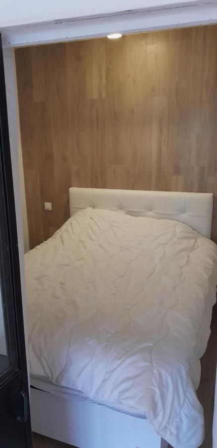 Appartement 2 Ch 40 M2 Au Pied Des Pistes De Ski Enchastrayes Exterior photo